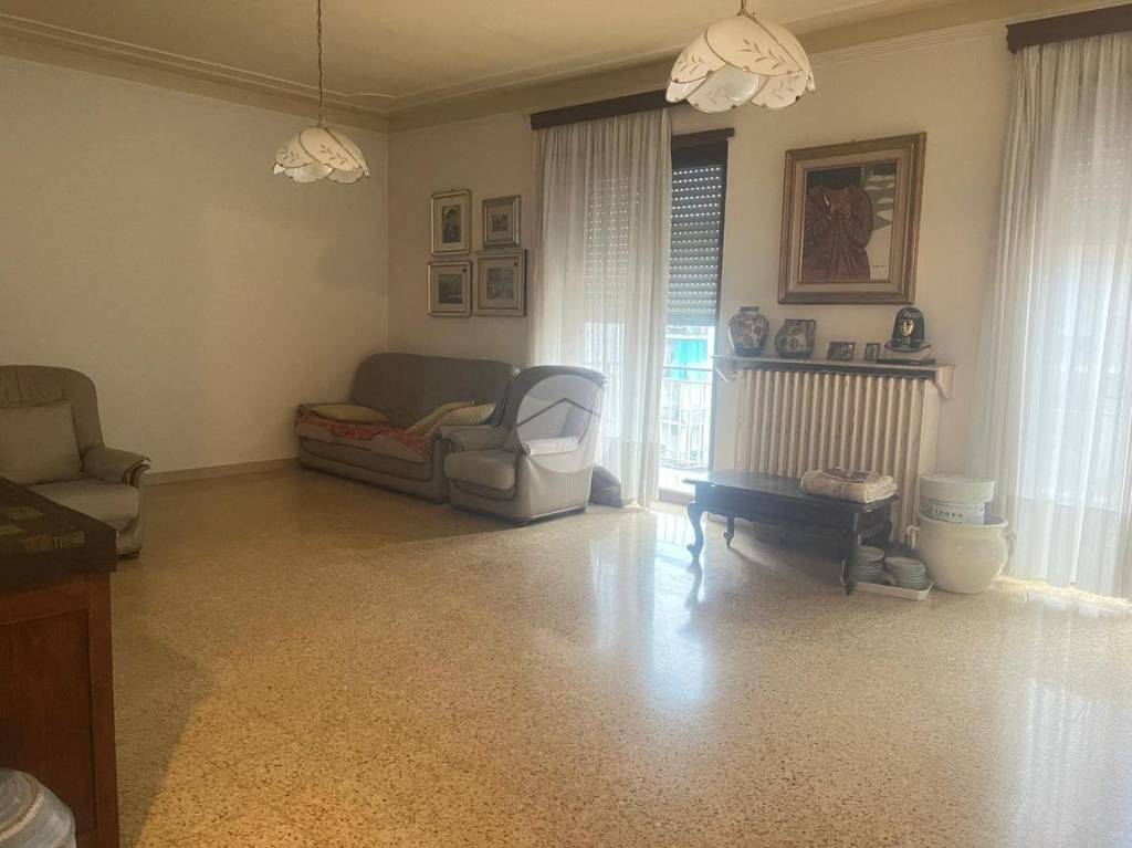 appartamento in vendita a Gassino Torinese