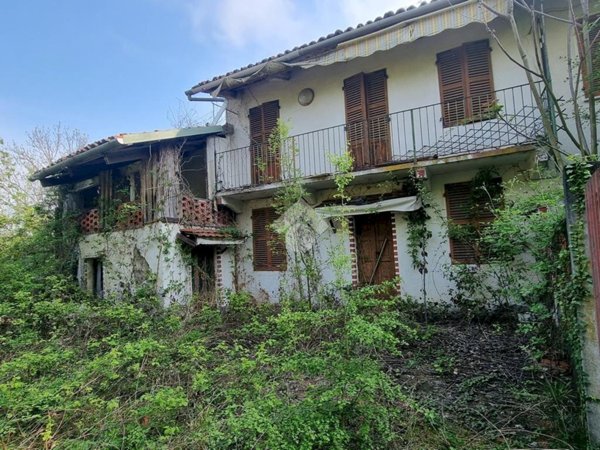 casa semindipendente in vendita a Gassino Torinese in zona Bussolino