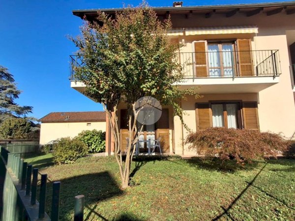 casa indipendente in vendita a Gassino Torinese