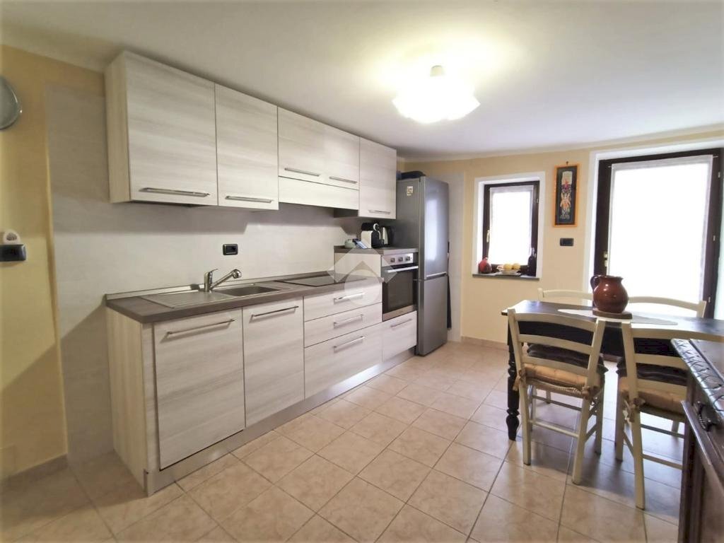 casa indipendente in vendita a Gassino Torinese