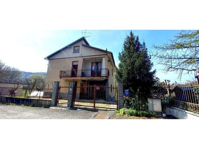 casa indipendente in vendita a Gassino Torinese