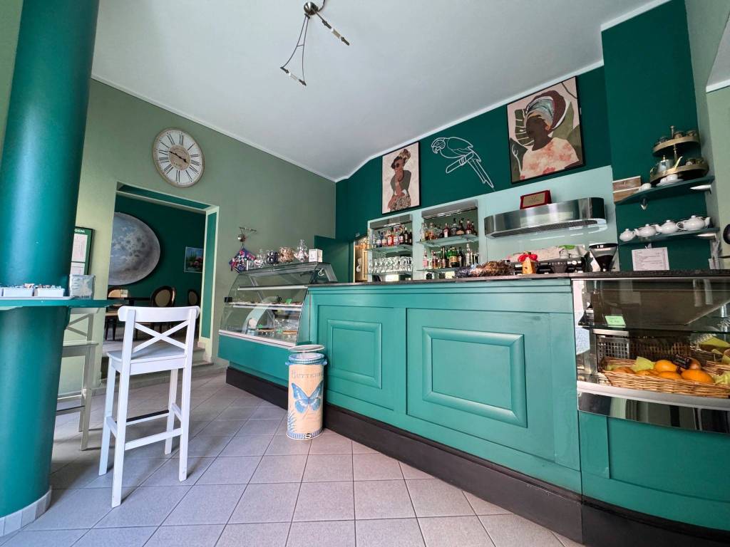 negozio in vendita a Gassino Torinese