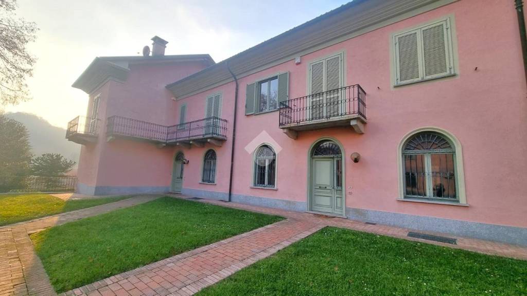 casa indipendente in vendita a Gassino Torinese