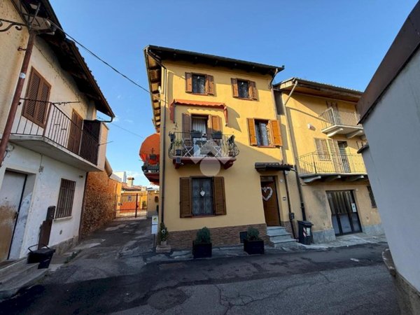 casa semindipendente in vendita a Gassino Torinese
