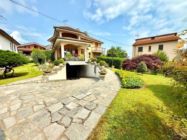 casa indipendente in vendita a Gassino Torinese
