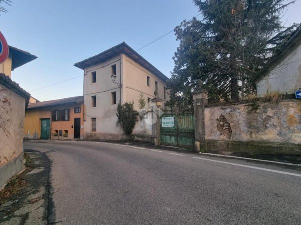 casa indipendente in vendita a Gassino Torinese