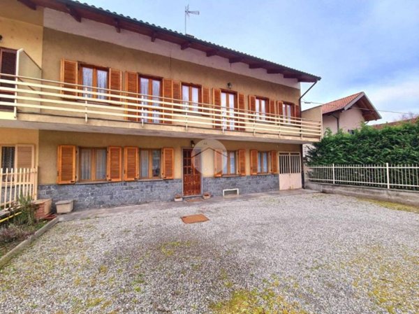 casa semindipendente in vendita a Gassino Torinese in zona Bardassano