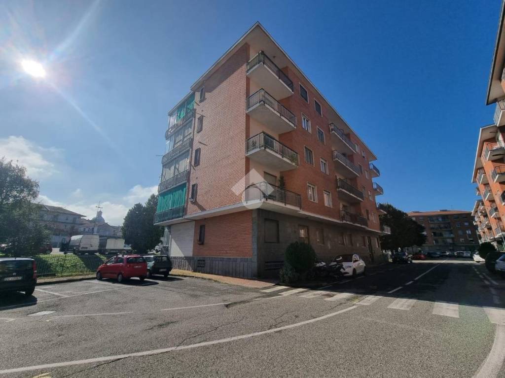 appartamento in vendita a Gassino Torinese