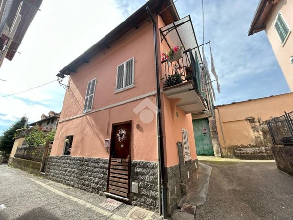 casa indipendente in vendita a Gassino Torinese