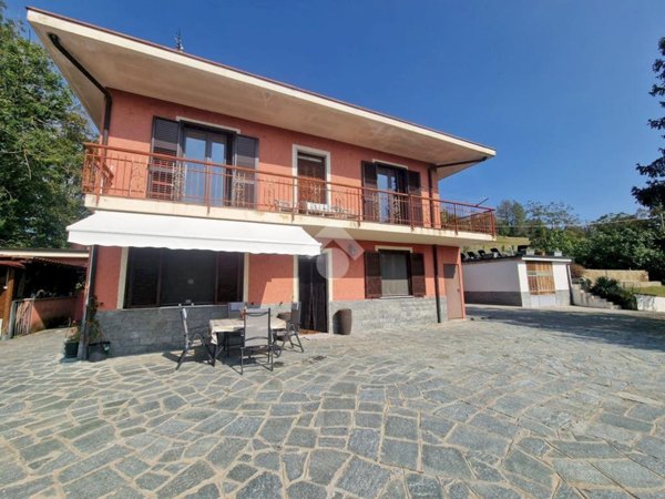 casa indipendente in vendita a Gassino Torinese