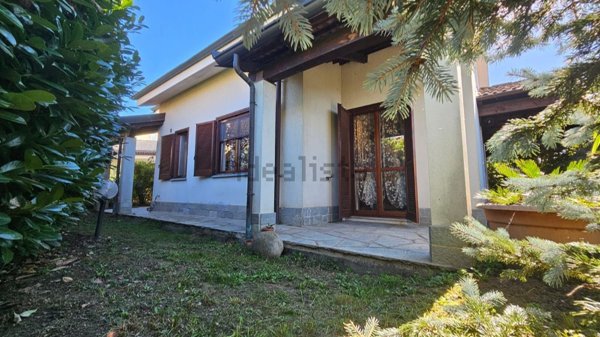casa indipendente in vendita a Gassino Torinese