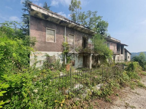 casale in vendita a Gassino Torinese