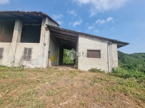 casale in vendita a Gassino Torinese