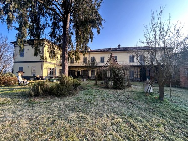 casa indipendente in vendita a Gassino Torinese in zona Bardassano