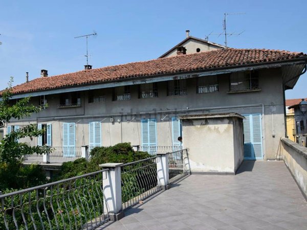 ufficio in vendita a Gassino Torinese