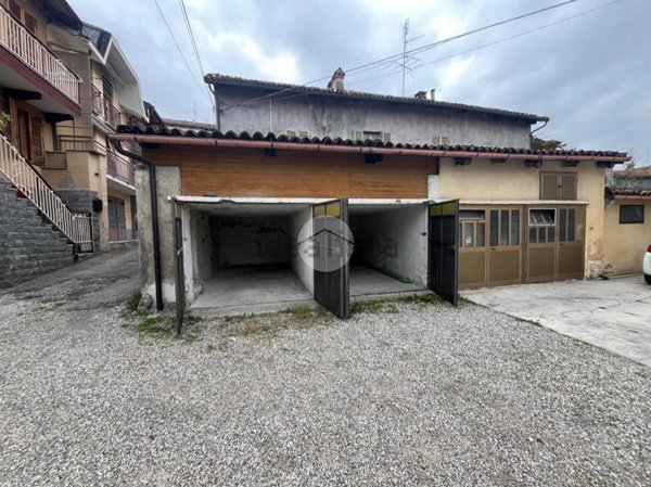 negozio in vendita a Gassino Torinese