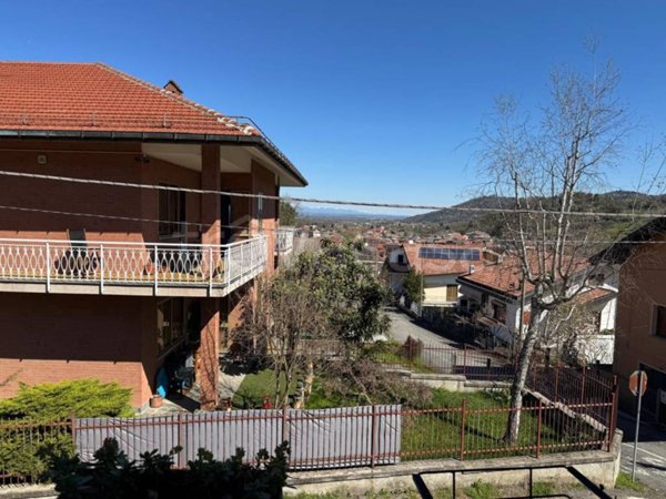 casa indipendente in vendita a Gassino Torinese