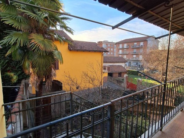 casa indipendente in vendita a Gassino Torinese