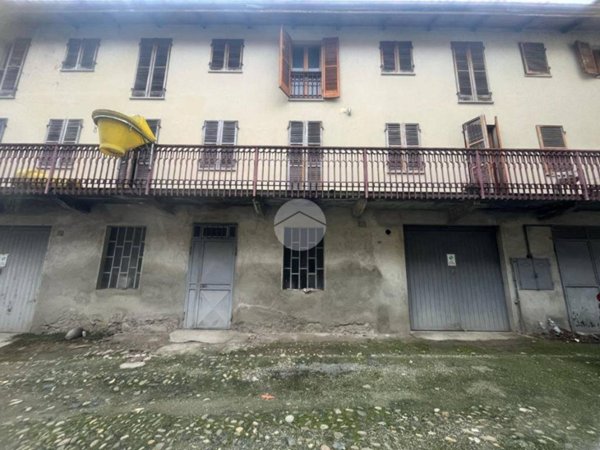 casa indipendente in vendita a Gassino Torinese