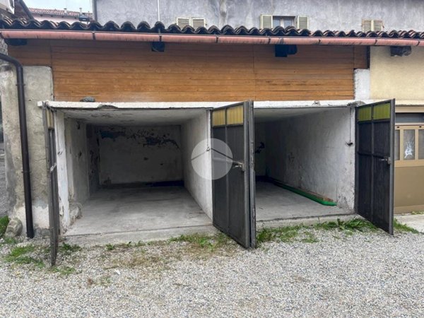 negozio in vendita a Gassino Torinese