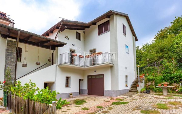casa indipendente in vendita a Gassino Torinese