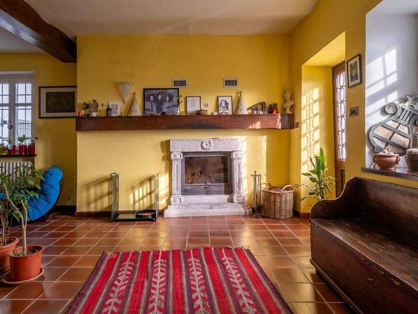 casa indipendente in vendita a Gassino Torinese in zona Bussolino