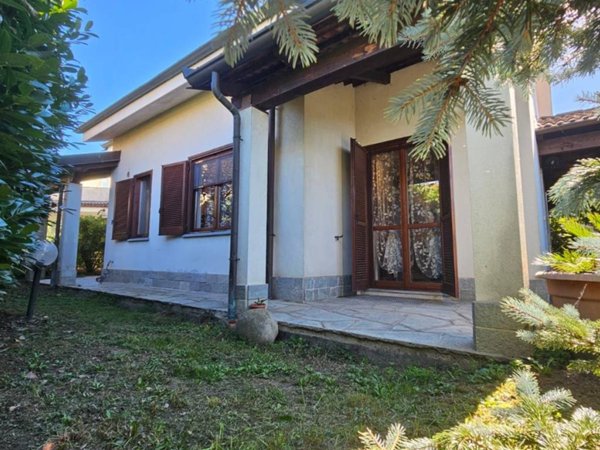 casa indipendente in vendita a Gassino Torinese