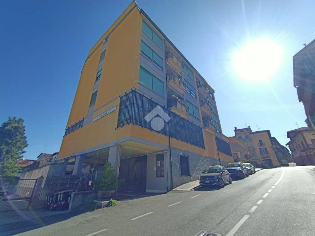 appartamento in vendita a Gassino Torinese