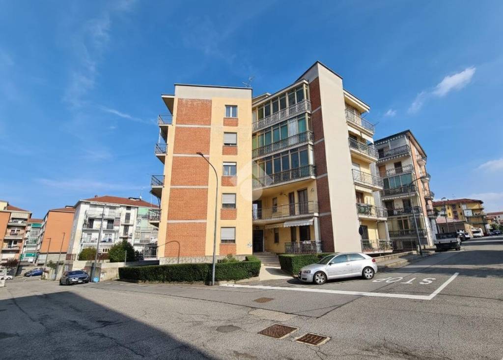 appartamento in vendita a Gassino Torinese