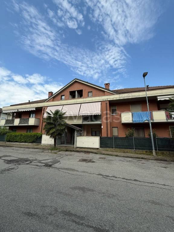 appartamento in vendita a Gassino Torinese