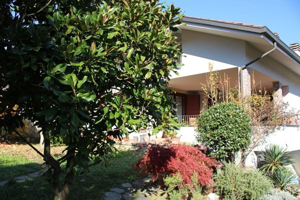 casa indipendente in vendita a Gassino Torinese