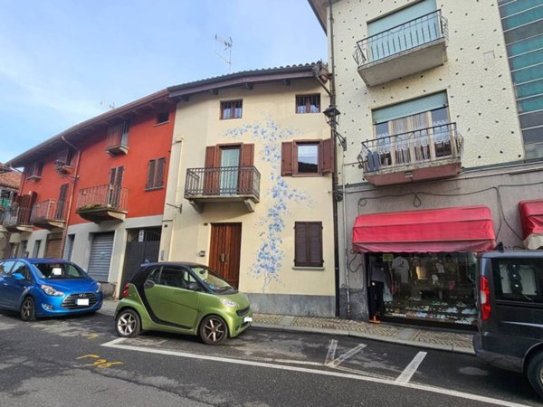 casa indipendente in vendita a Gassino Torinese