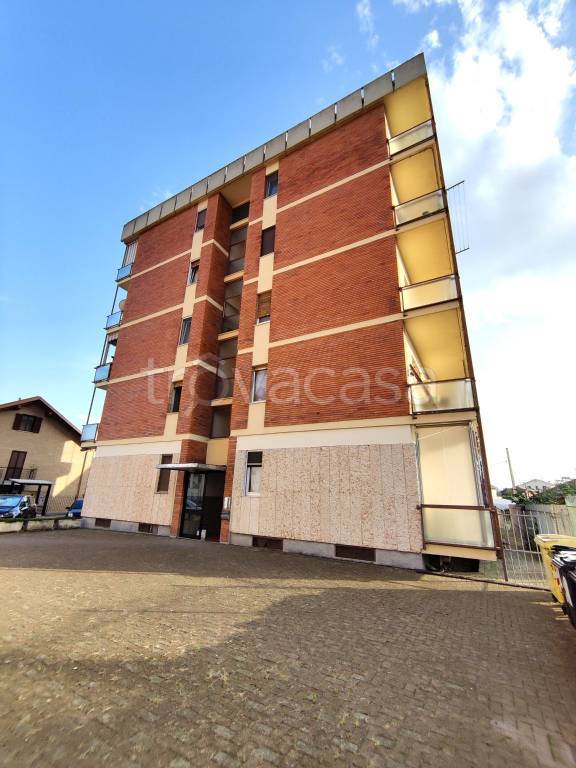 appartamento in vendita a Gassino Torinese