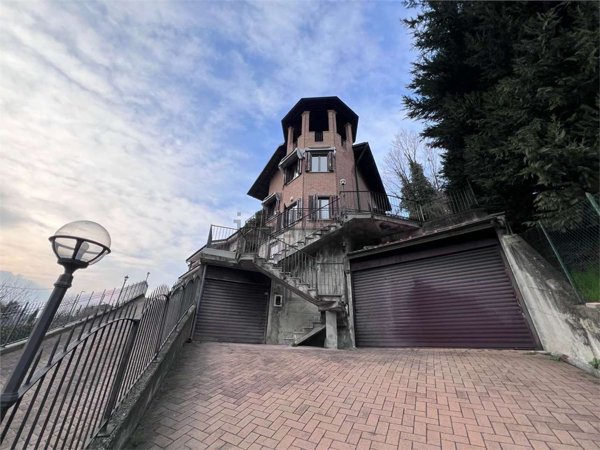 casa indipendente in vendita a Gassino Torinese