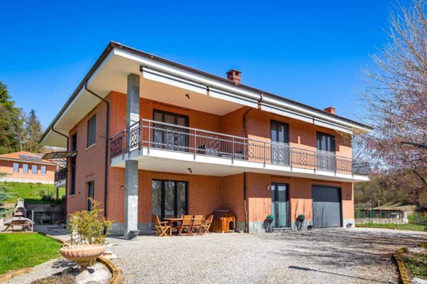 casa indipendente in vendita a Gassino Torinese