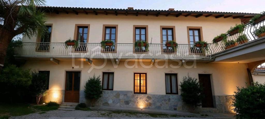 casa indipendente in vendita a Gassino Torinese