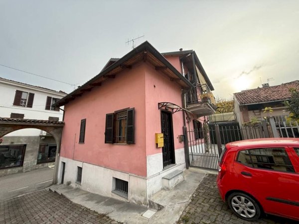 negozio in vendita a Gassino Torinese