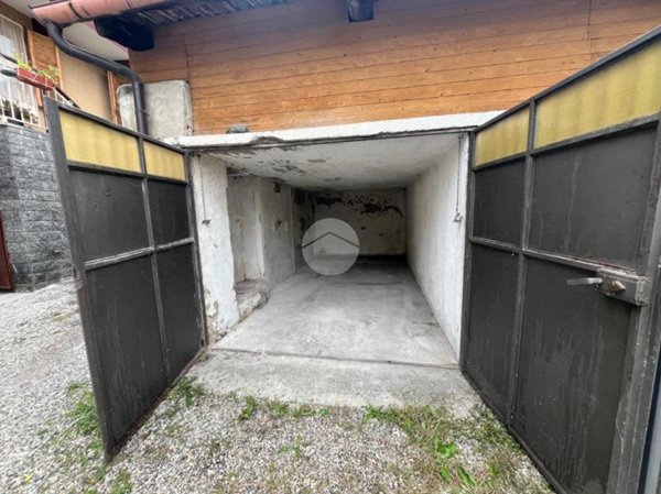 negozio in vendita a Gassino Torinese