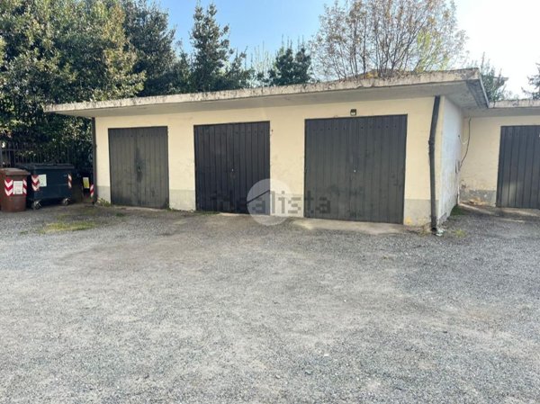 locale di sgombero in vendita a Gassino Torinese