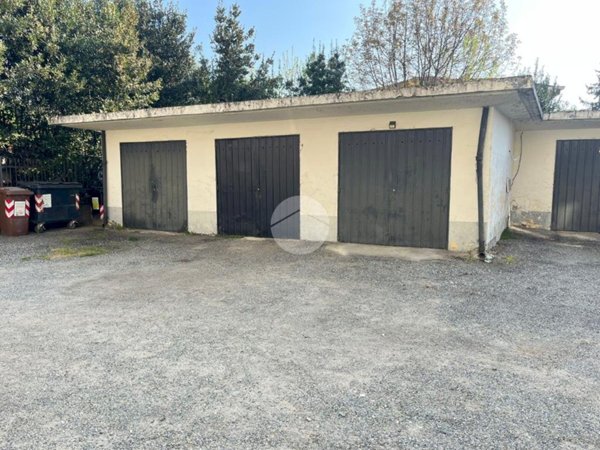 locale di sgombero in vendita a Gassino Torinese