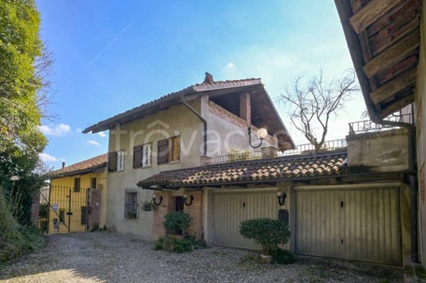casa indipendente in vendita a Gassino Torinese