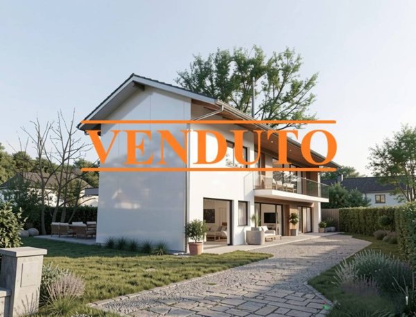 casa indipendente in vendita a Gassino Torinese