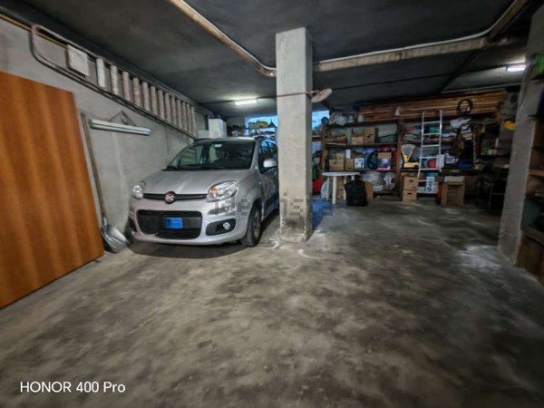 locale di sgombero in vendita a Gassino Torinese