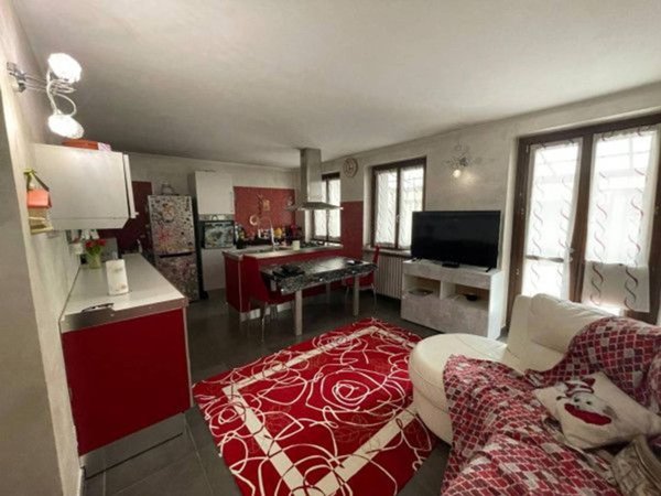 casa indipendente in vendita a Gassino Torinese