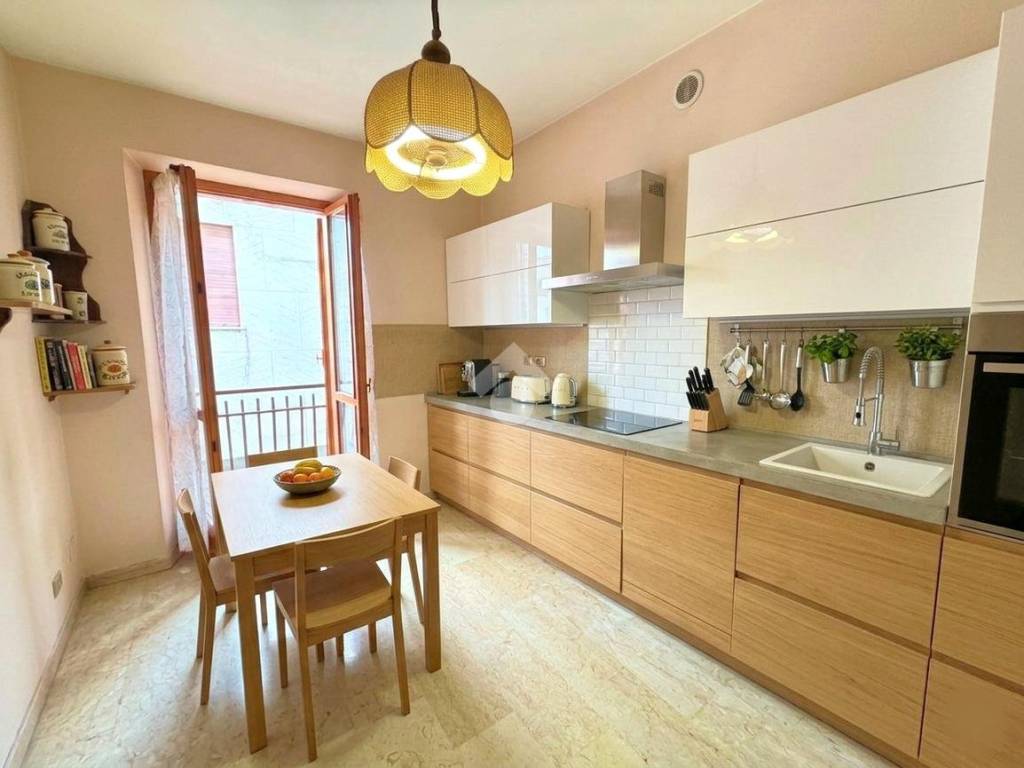 casa indipendente in vendita a Gassino Torinese