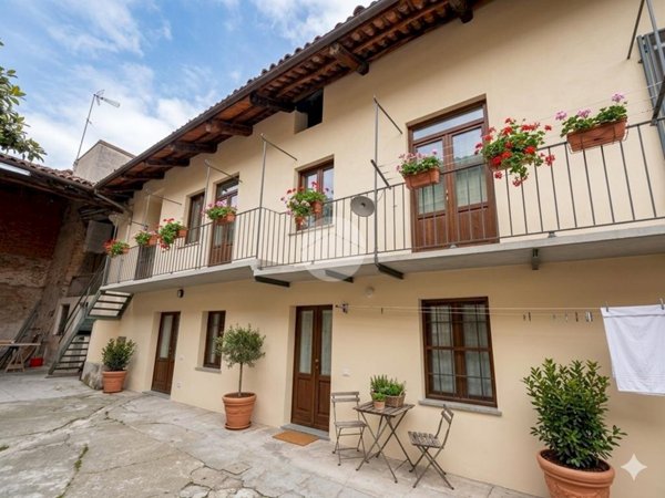 casa indipendente in vendita a Gassino Torinese