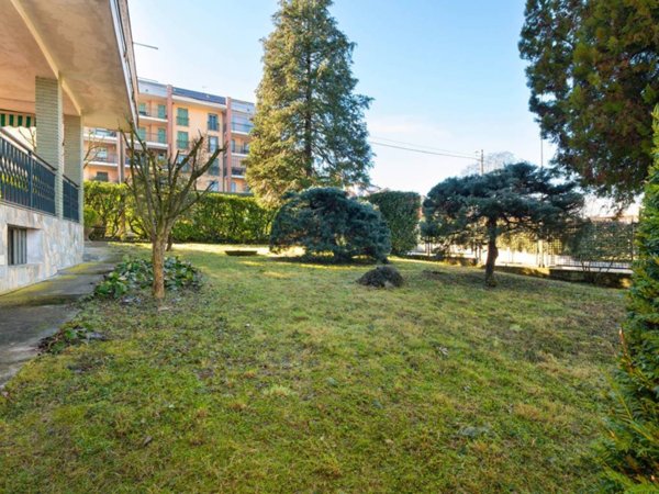 casa indipendente in vendita a Gassino Torinese