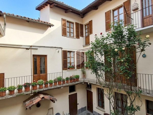 casa indipendente in vendita a Gassino Torinese
