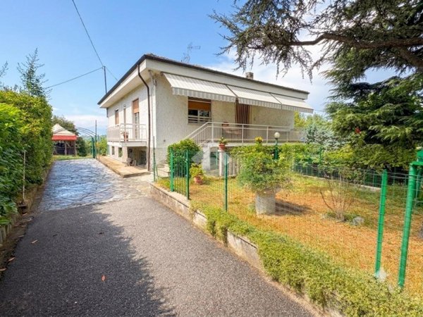 casa indipendente in vendita a Gassino Torinese