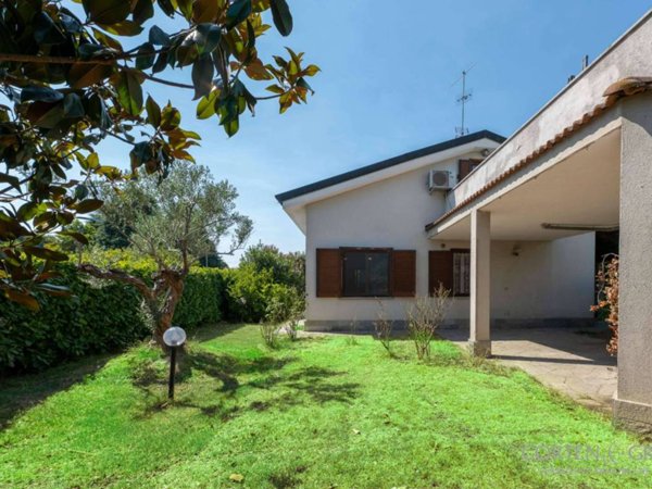 casa indipendente in vendita a Gassino Torinese